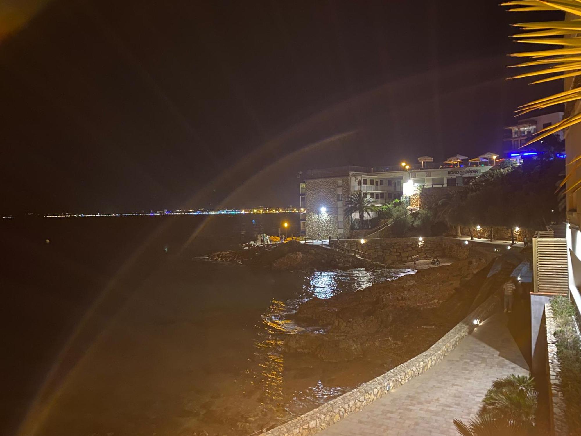 Tarracohomes-Apartamento En Salou Con Vistas Al Mar Y Ac Ngoại thất bức ảnh